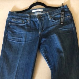 Joe’s Jeans Rocker fit and flare style